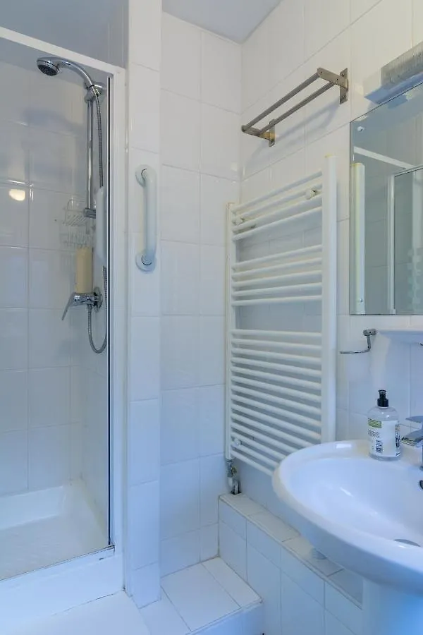 Central Belfast Apartments, Salisbury United Kingdom