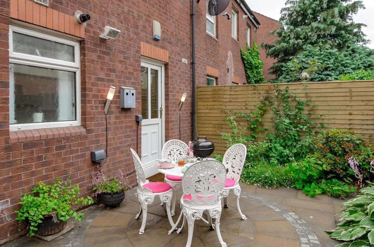 Apartment Central Belfast Apartments, Salisbury United Kingdom